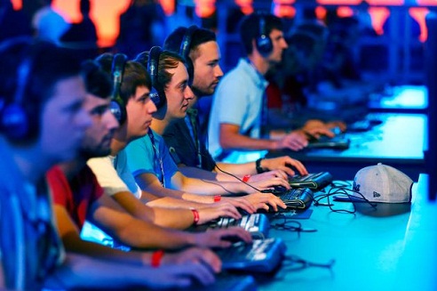 افزایش رقابت شرکتهای چند ملیتی بازیهای رایانه ای در جهان